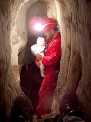Houwhoek Cave bottom of chute[SMoser]